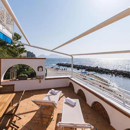Fronte Mare Con Accesso Massa Lubrense