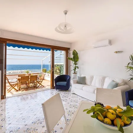 Fronte Mare Con Accesso Massa Lubrense